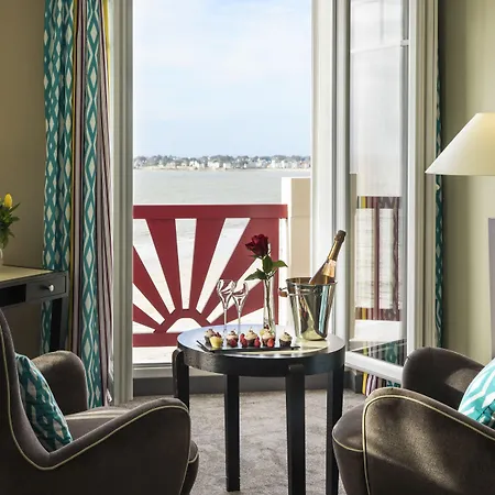 Mercure Majestic מלון 4*