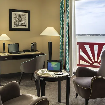 Hotel Mercure Majestic 4*