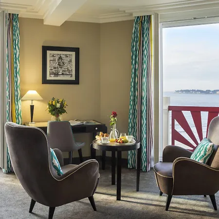 מלון Mercure Majestic 4*