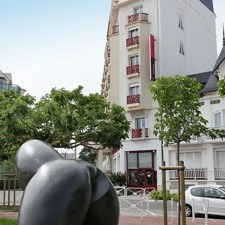 מלון Mercure Majestic La Baule