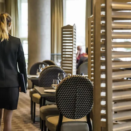 Отель Mercure Majestic