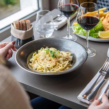 Mercure Majestic Hotel 4*