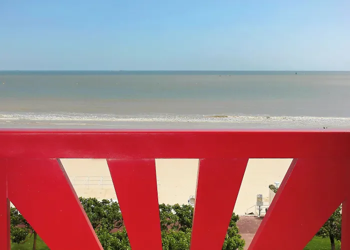 拉波勒美居酒店