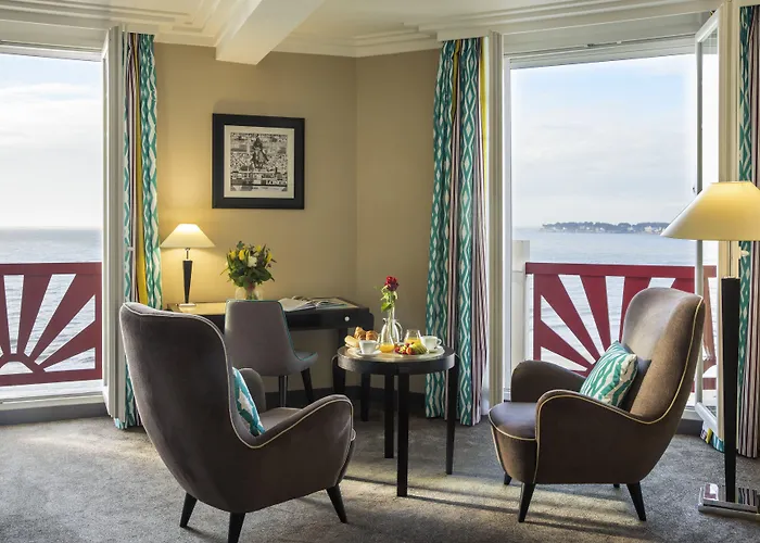 فندق Mercure Majestic 4*