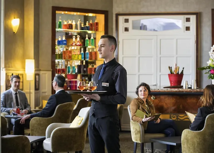 Mercure Majestic Hotel 4*